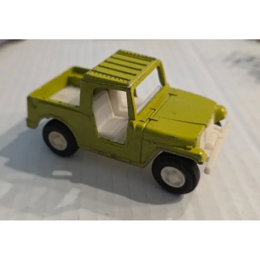 Tootsie Toy Jeep Truck Green Die Cast Metal 1969 Vintage